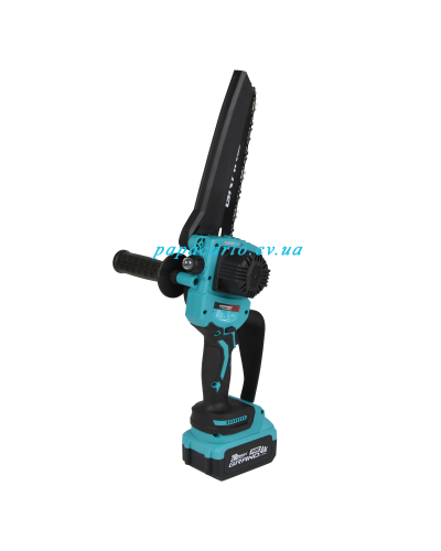 Акумуляторна пила ланцюгова Grand АПЦ-20V/M8"-4 з телескопічною штангою
